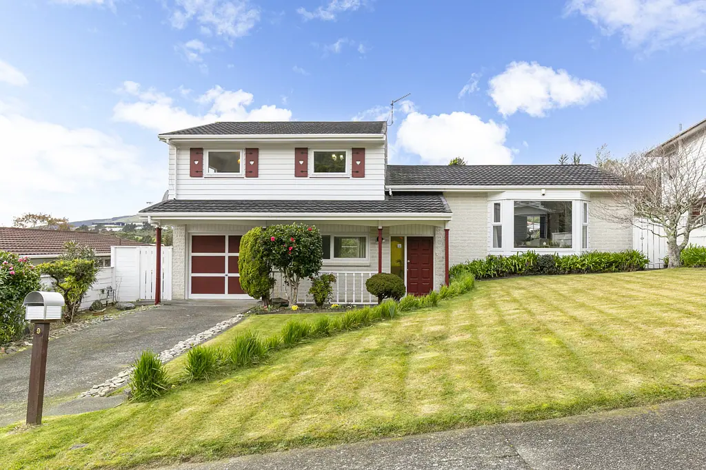 Churton Park 4 Slaapkamer BUY NOW! ASKING PRICE $869,000