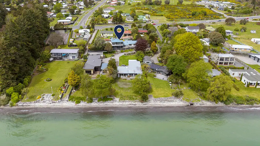 Waitahanui 4 Slaapkamer Almost waterfront - Estate sale
