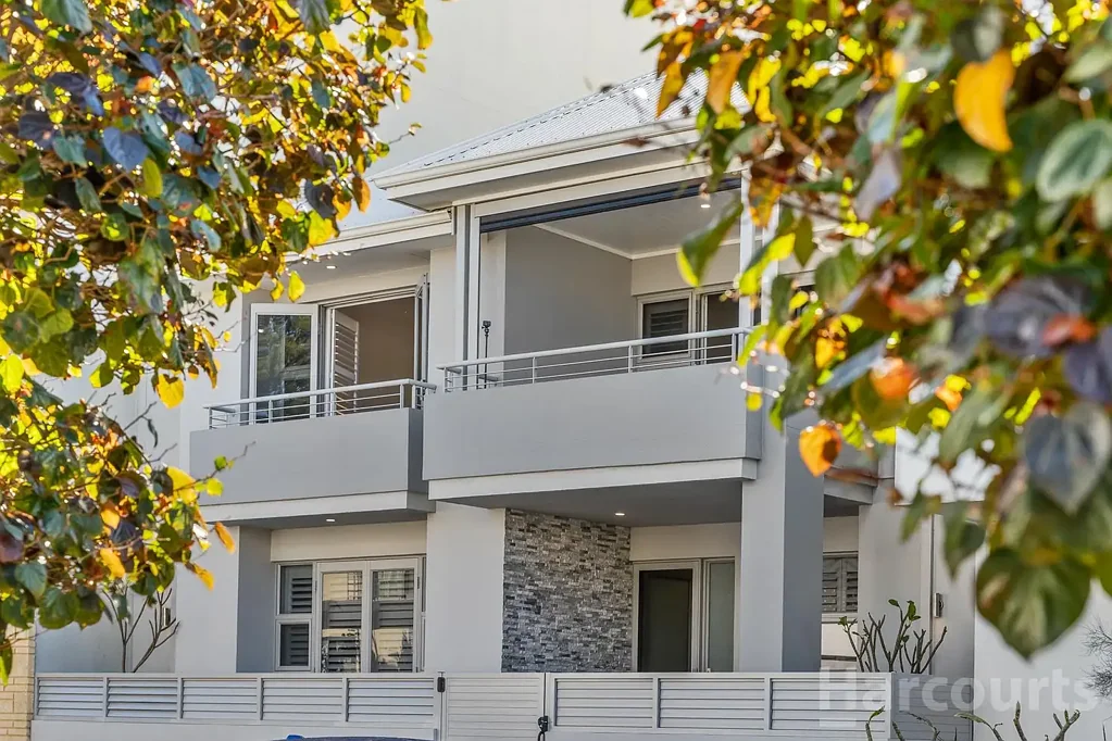 Mandurah 3બેડરૂમ Luxury Waterfront Living in the Heart of South Harbour