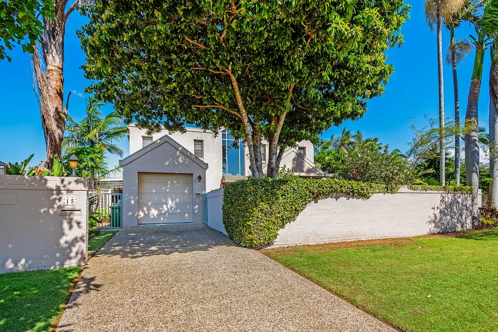 1/15 Bulolo Avenue, Runaway Bay, QLD 4216