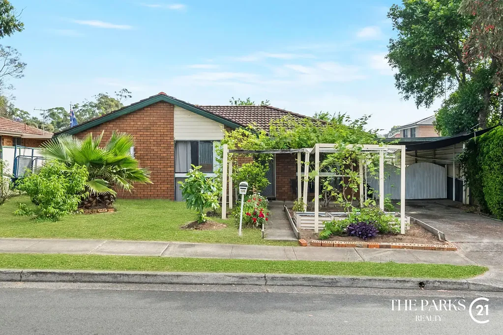 Cosy 3?Bedroom Home in Heart of Bossley Park