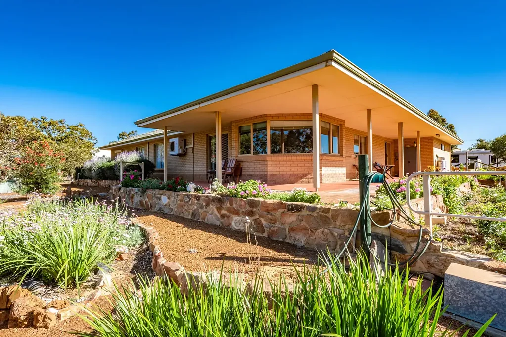 50 Stephen Road, Waggrakine, WA 6530