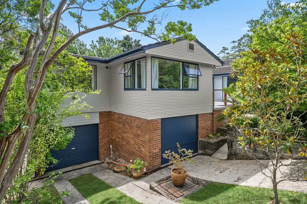 4 Carinya Road, Mount Colah, NSW 2079
