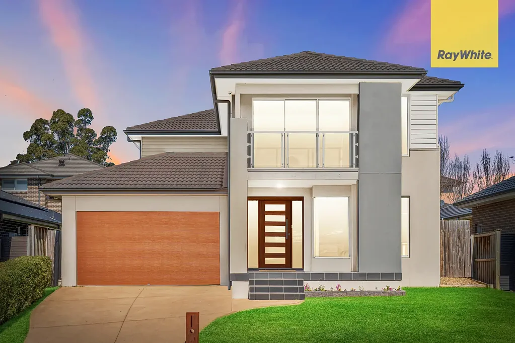 27 Oakhill Crescent, Colebee, NSW 2761