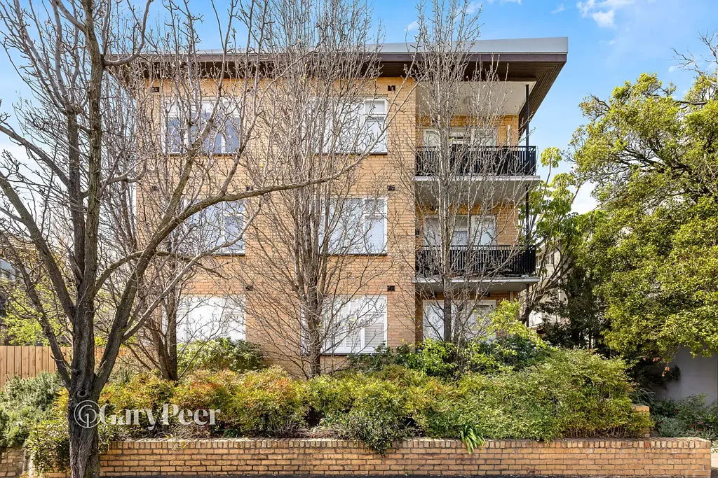 Prahran 2कमरा Beautifully light-filled, spacious & well positioned