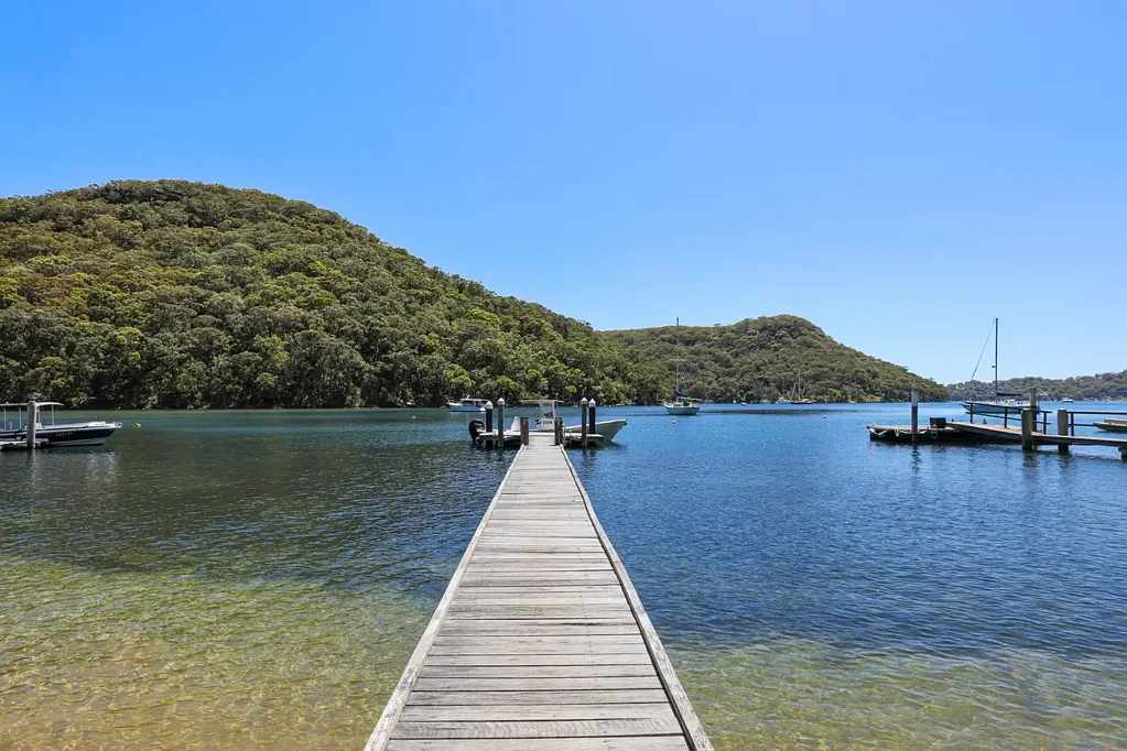 Morning Bay 3ਬੈੱਡਰੂਮ North-East Facing Deep Waterfront - The Ultimate Pittwater Position!