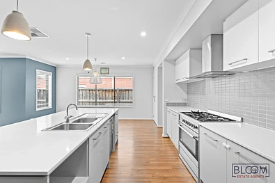 22 Springleaf road, Tarneit, VIC 3029, 4 Bedrooms, 2 Bathrooms, House
