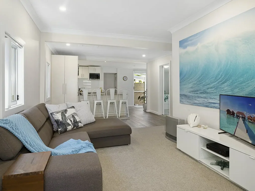 Three Bedroom Rickard Rd Cottage - $1050 Per Week