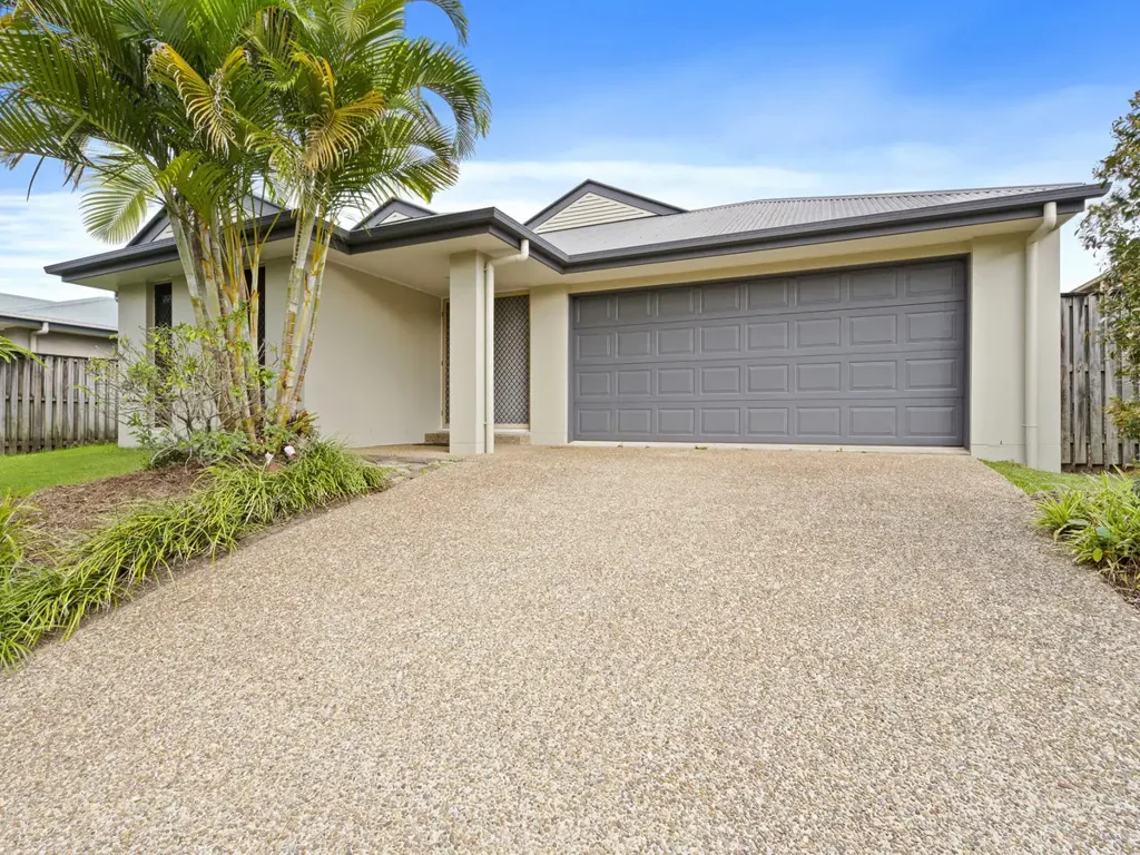 Pacific Pines 4Moenga BY INSTRUCTIONS FROM THE SELLERS. THIS PROPERTY MUST BE SOLD!!