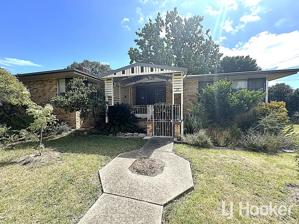 37 Lewin Street, Inverell, NSW 2360