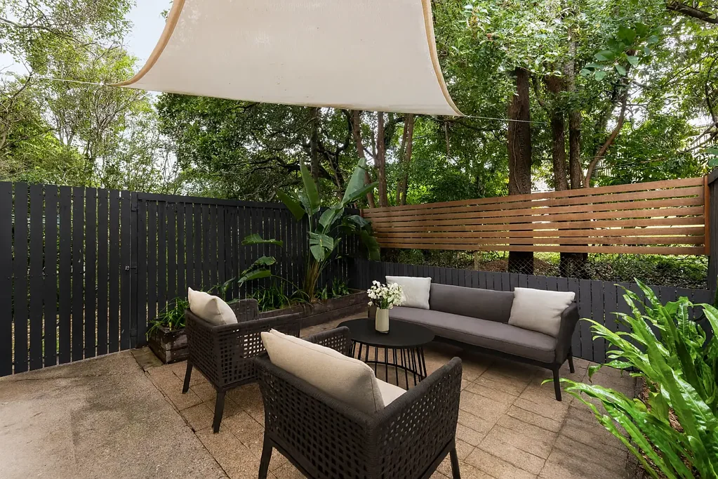1/11 Greenlaw Street, Indooroopilly, QLD 4068