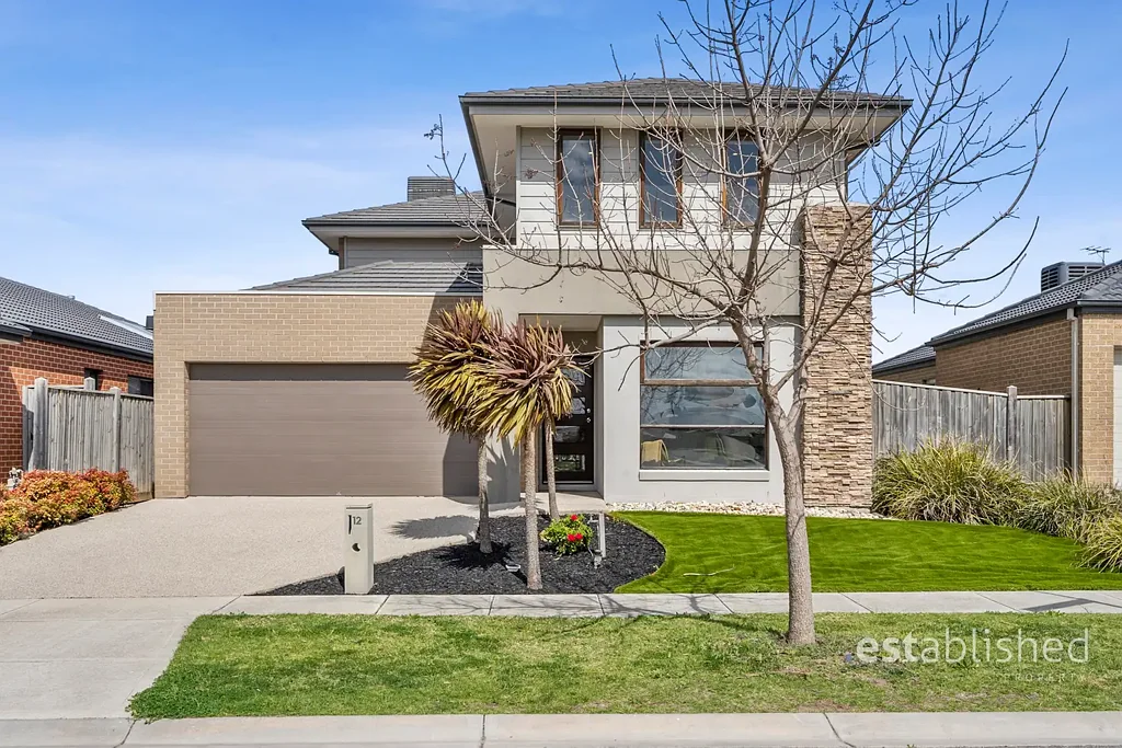 12 Bluewater Drive, Point Cook, VIC 3030
