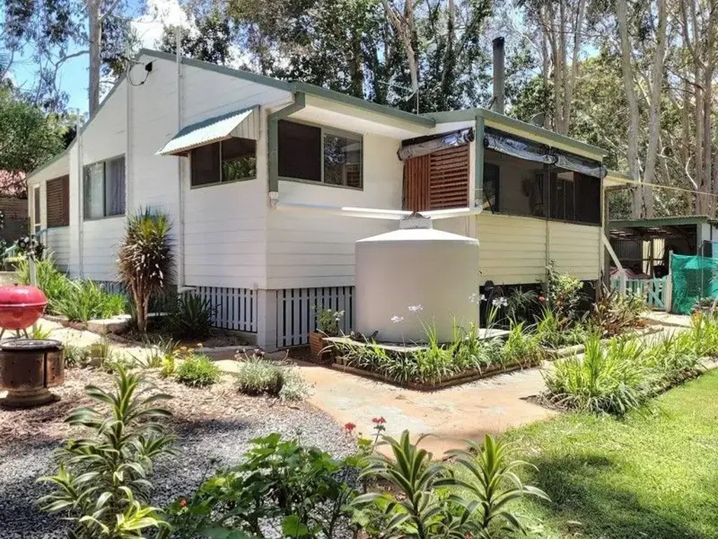 49 Fenton Rd, Russell Island, QLD 4184