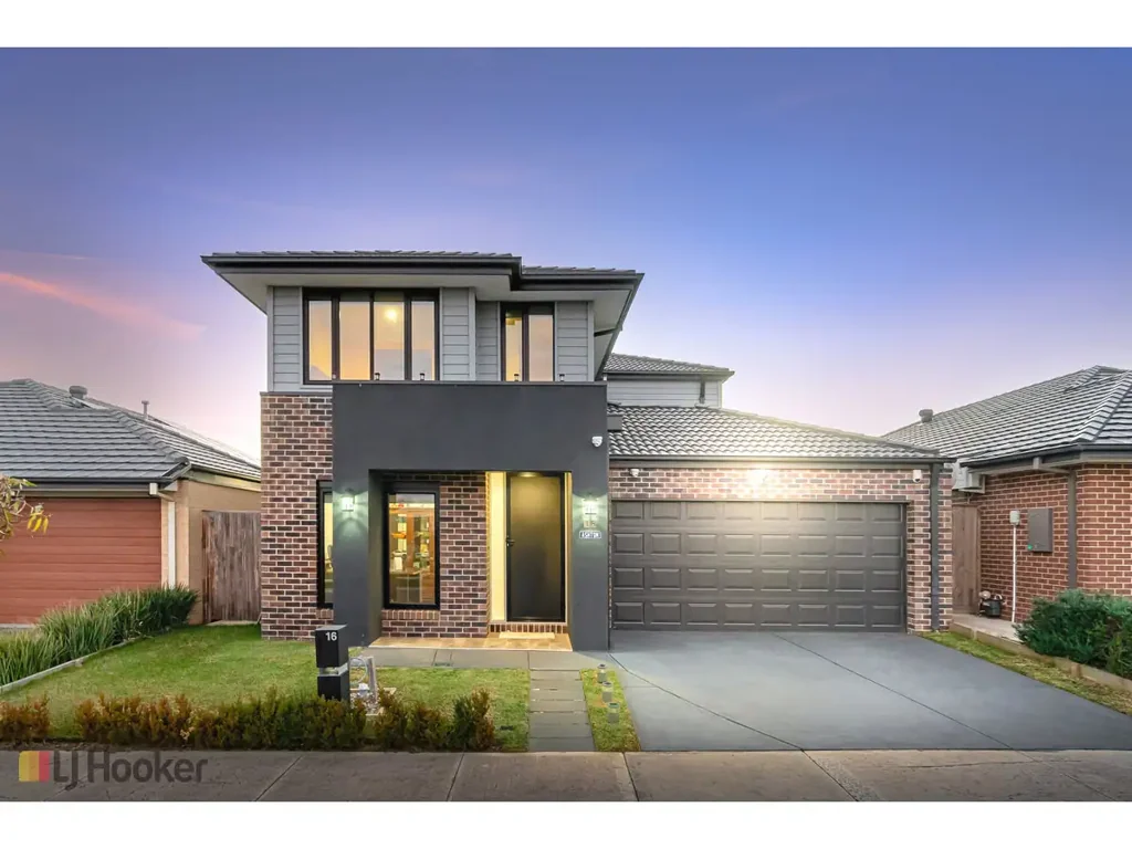 Spectacular Family Home with Multiple Living Zones!