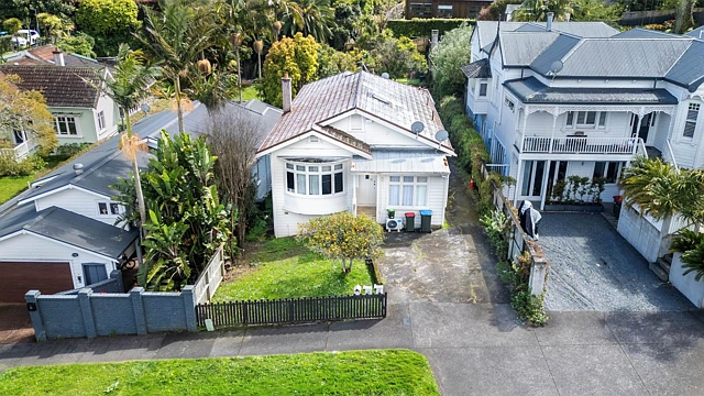 15 West End Road, Herne Bay, Auckland City