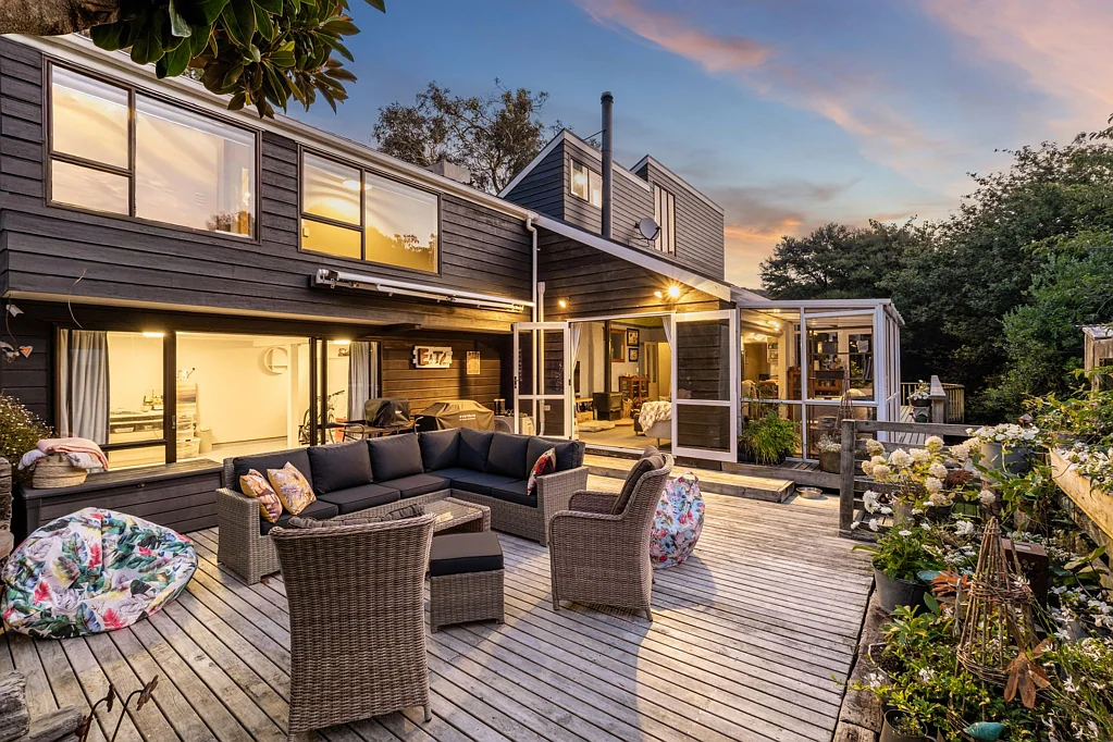 6 Anchor Lane, Whitby, Porirua, Wellington