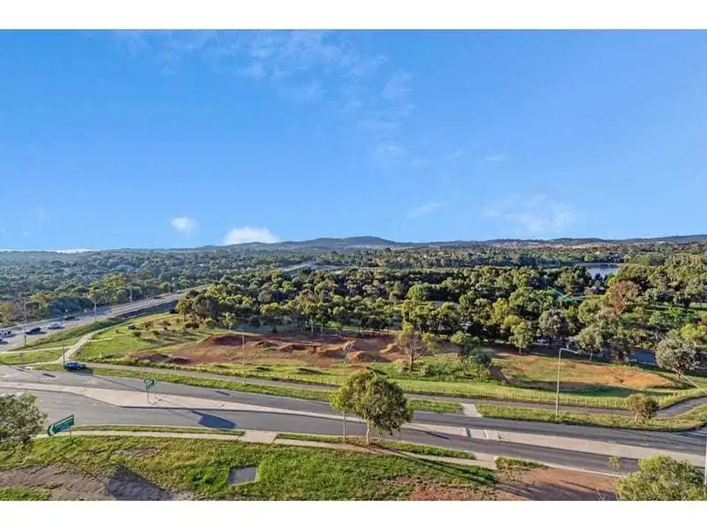 Gungahlin 2 Bedroom Water view 2 bedroom apartment