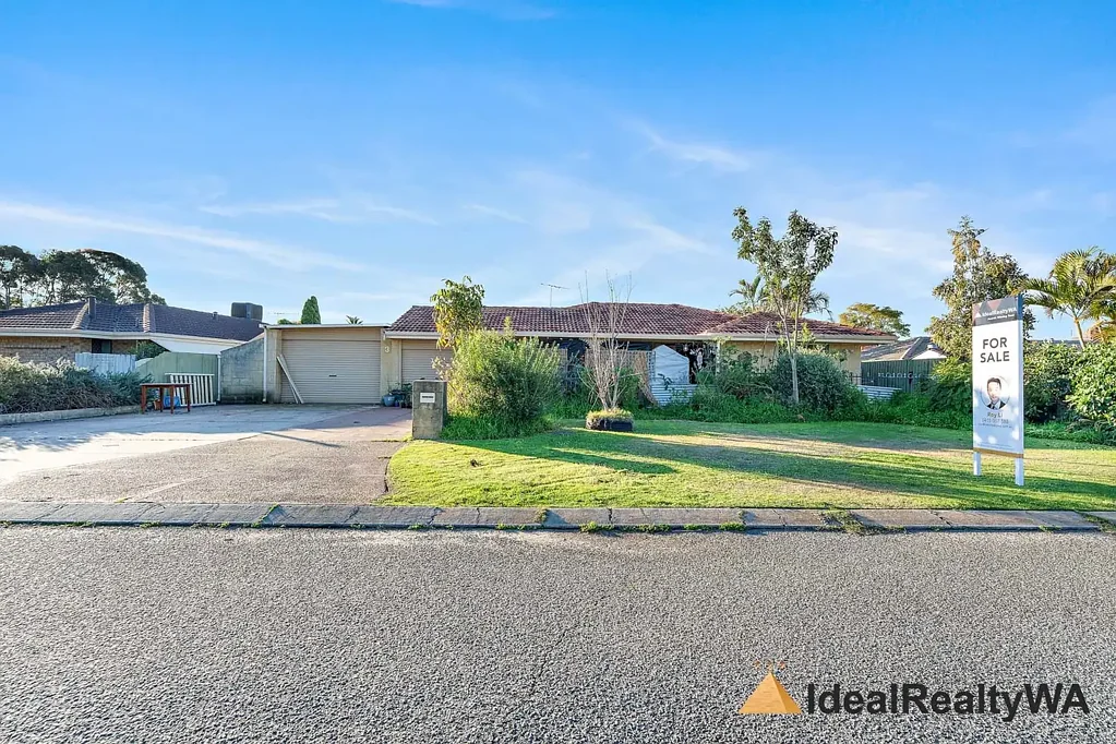 Willetton 4બેડરૂમ LARGE STYLISH FAMILY RESIDENCE  IN PRIME LOCATION ( second chance ,  buyer's finance falls unfortunately  )