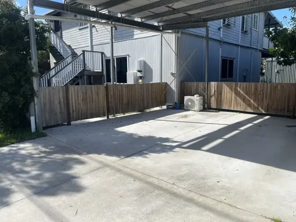 Tidy Three-Bedroom Home in Convenient Deagon Location