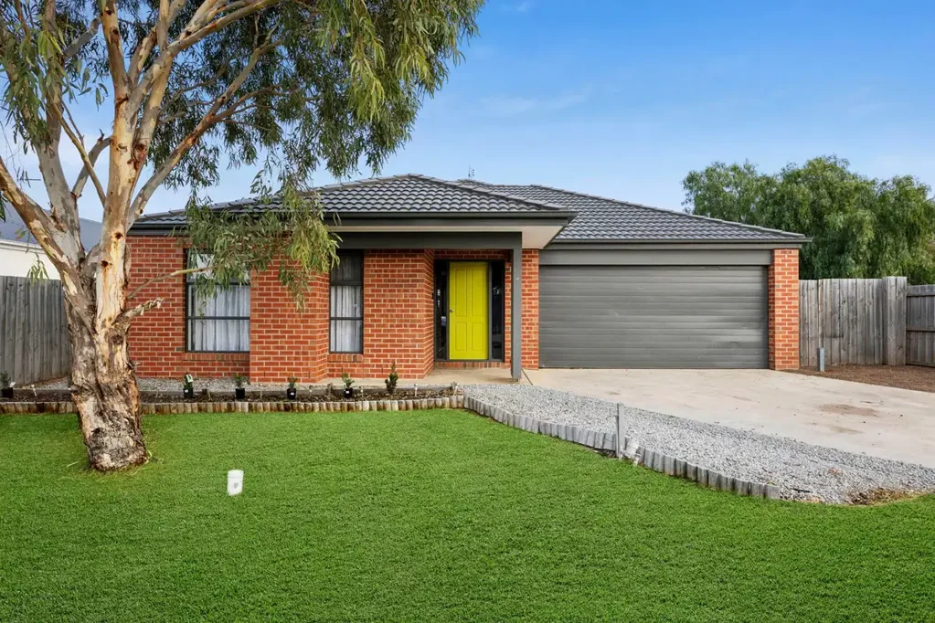 Winchelsea 4ਬੈੱਡਰੂਮ MODERN & SPACIOUS ON A GREAT BLOCK