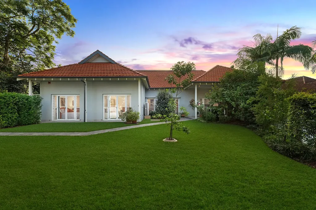 Turramurra 3침실 Luxury boutique house-like Villa, short stroll to rail and shops