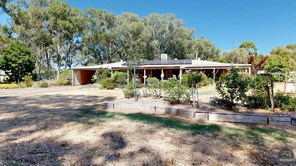 Murchison 3ਬੈੱਡਰੂਮ Rural Retreat with Modern Comforts