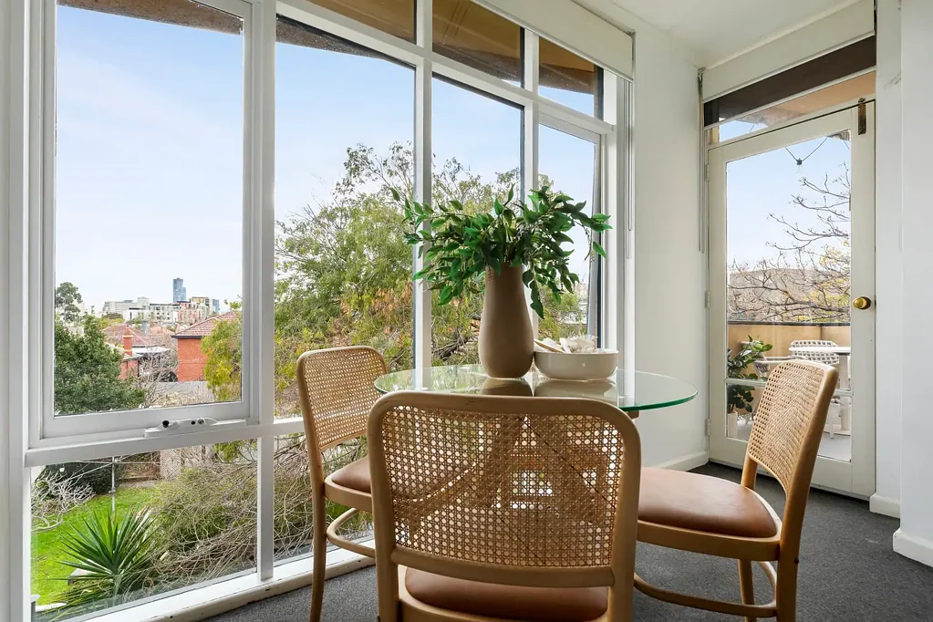 Prahran 2બેડરૂમ The Perfect Blend of Lifestyle and Convenience