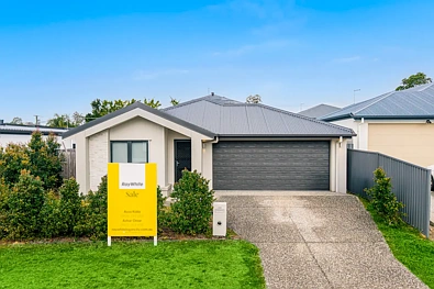 Hillcrest 4房 位于黄金地段的完美家庭住宅！ The Perfect Family Home In A Prime Location!