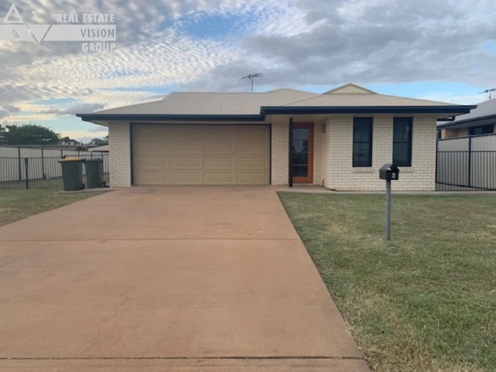 6 Guy St, Emerald, QLD 4720