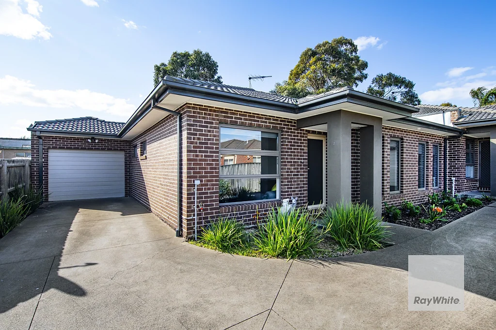 2/18 Buckingham Street, Sydenham, VIC 3037