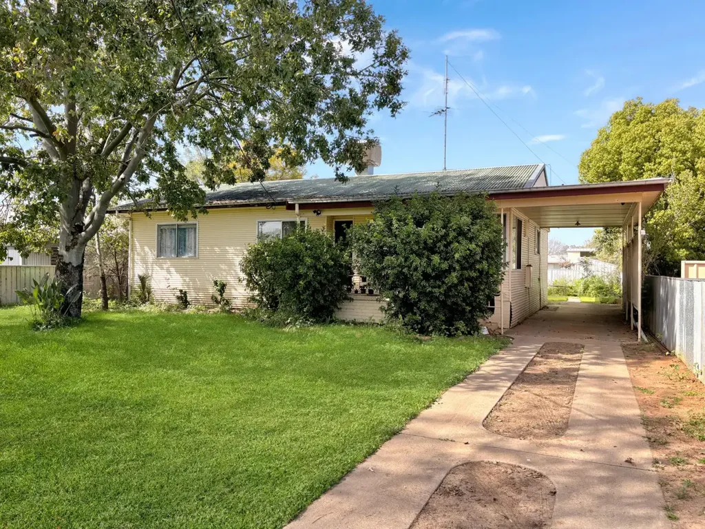 54 Boundary Street, Wee Waa, NSW 2388