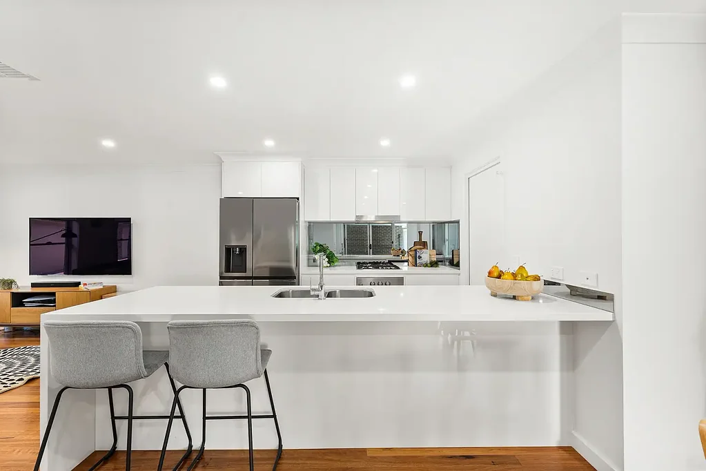 Corrimal 3 Bedroom FIRST CLASS LIVING...