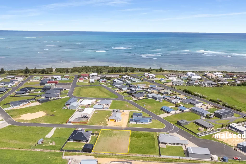 Port Macdonnell  Huge Coastal Block!