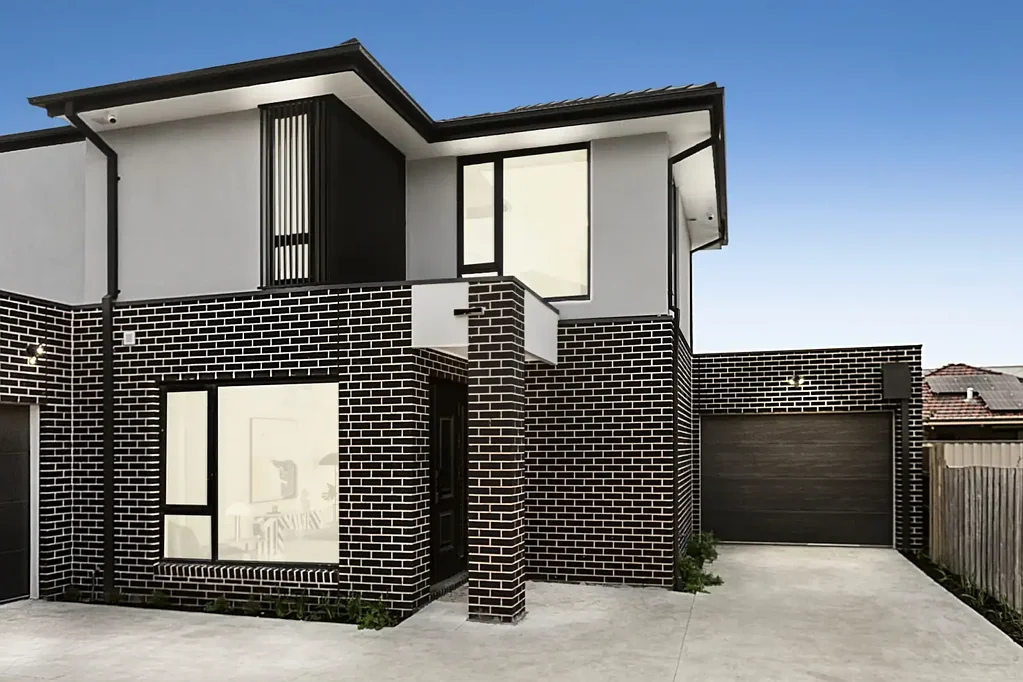 Clayton 5બેડરૂમ Luxurious Family Townhouse Offering Space and Convenience
