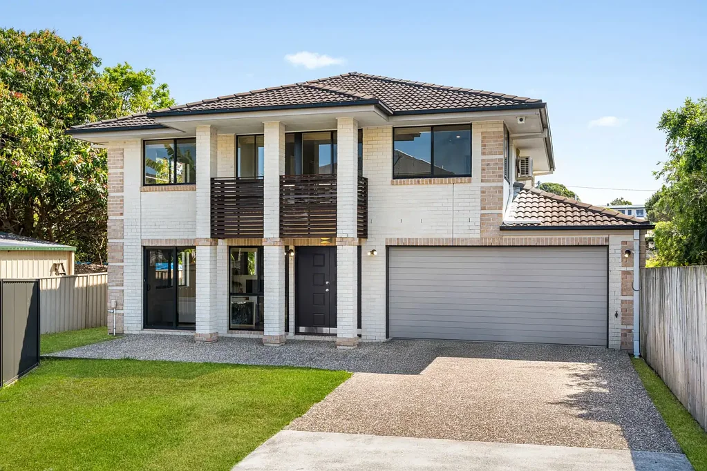 Clontarf 4कमरा Spacious, Modern & Low-Maintenance Family Living