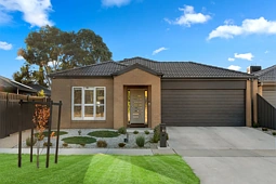 83 Dundas Street, White Hills