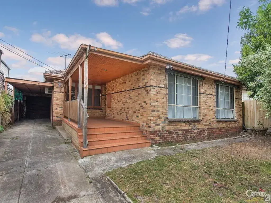 A surprisingly spacious 3 bedroom home in a great location