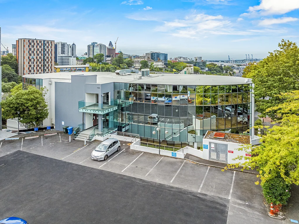 Grafton Conveniently positioned city fringe office