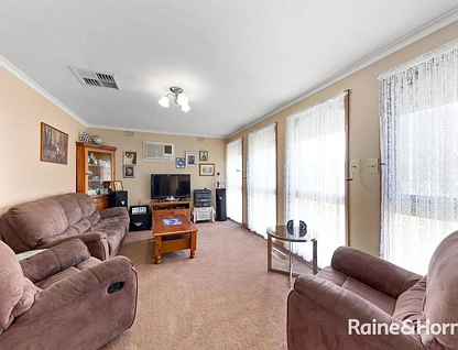 13 Charlbury Grove, St Albans, North West Melbourne, 3 침실, 1 욕실, House