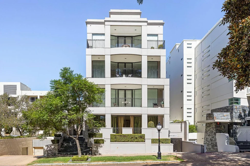 West Perth 3 Bedroom Parisian style in Kings Park