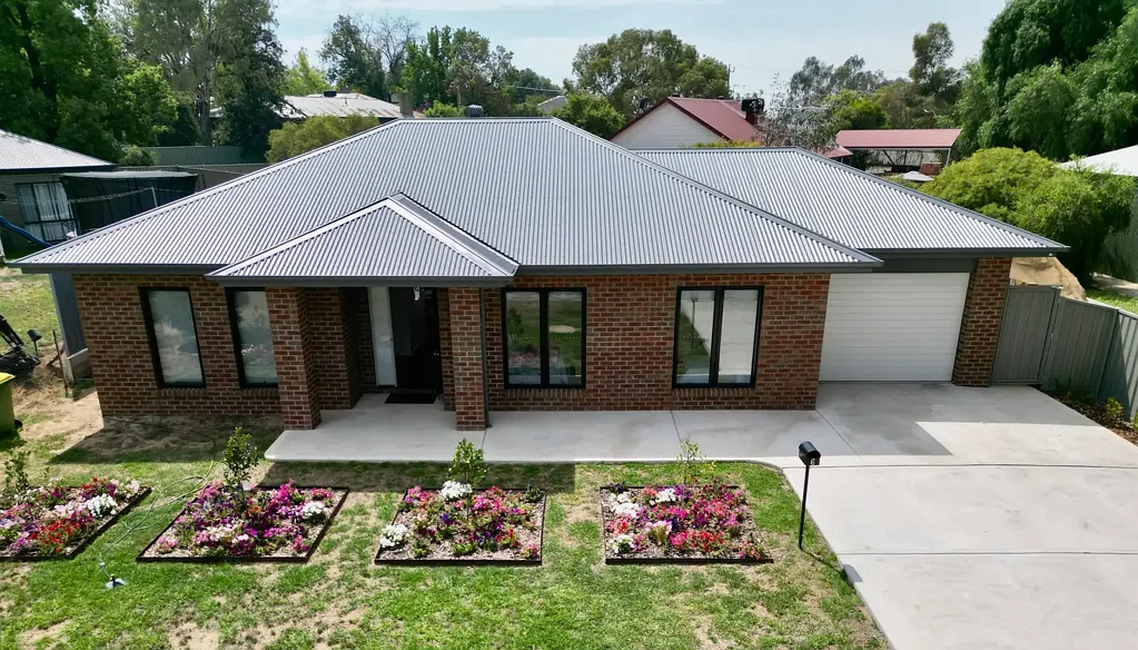 Charming 3-Bedroom Home in Serene Rutherglen - A Perfect Retreat!