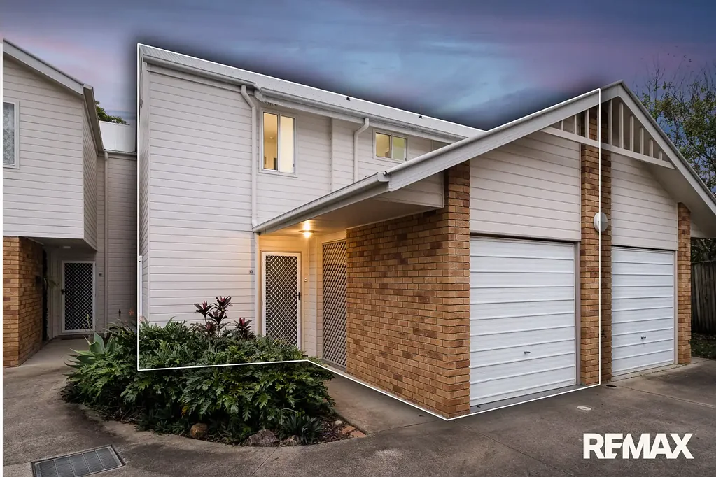 Nambour 2ห้องนอน Hinterland Views, Two Balconies & Exceptional Convenience