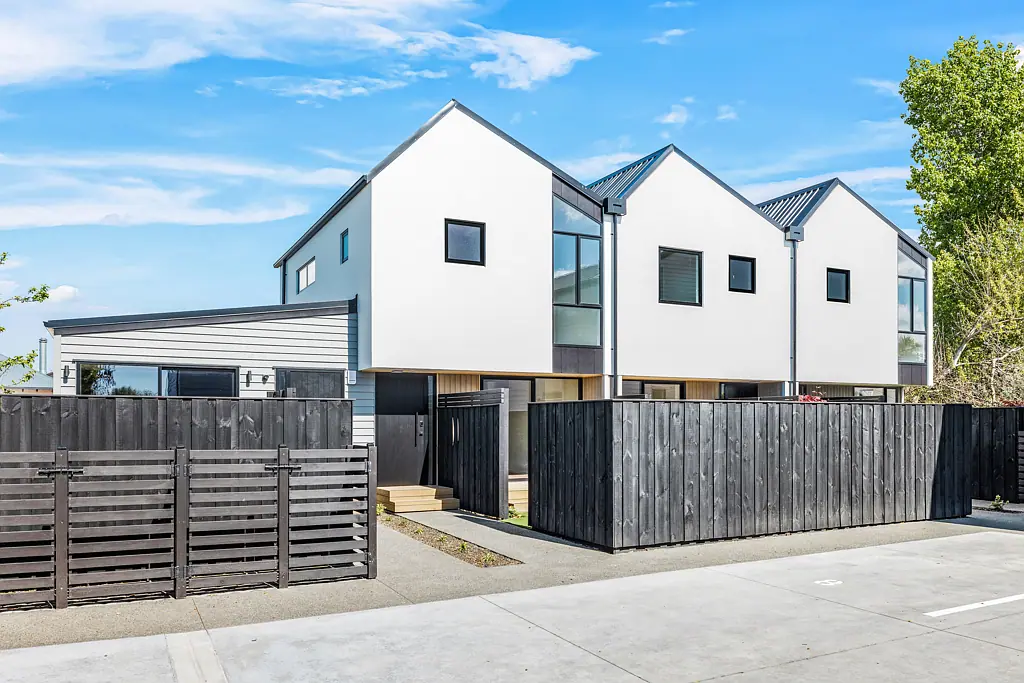 Woolston 1房  Heavily Reduced to SELL!