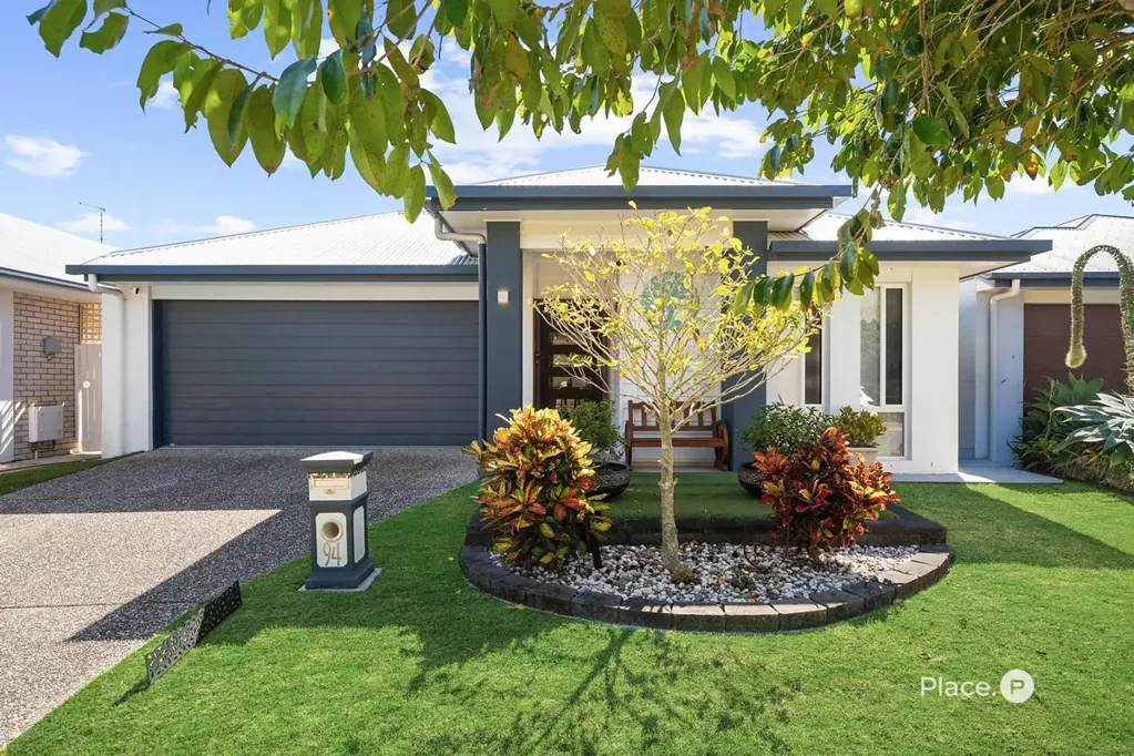 Newport 3 Bedroom LOWSET IN QUIET LOCATION