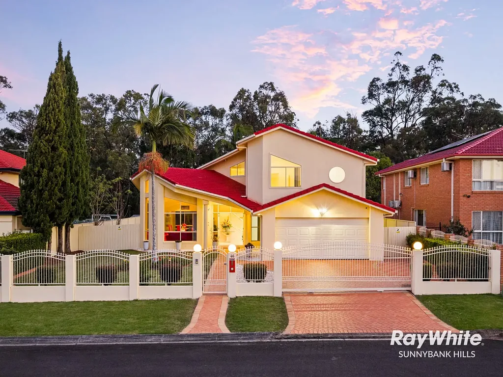 Stretton 5 Bedroom FAMILY FAVOURITE ENTERTAINER IN PRESTIGIOUS NEIGHBOURHOOD