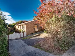 8 Mortimer Road, Penguin