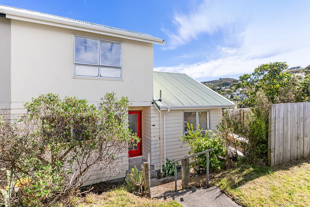 69 Victory Avenue, Karori, Wellington