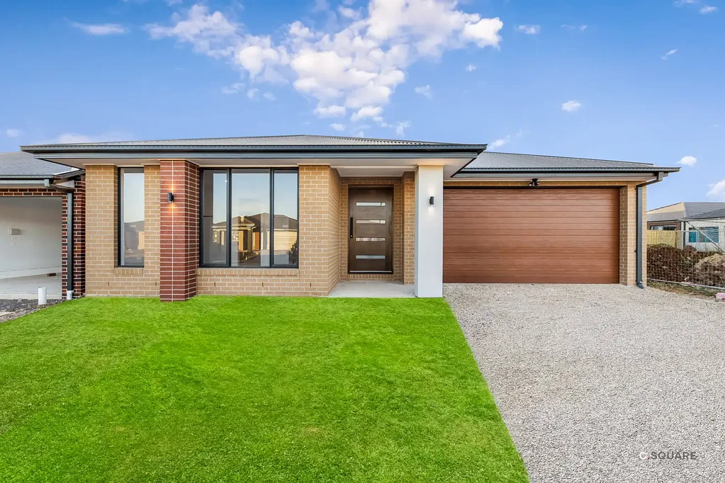 Deanside 4 Bedroom BRAND NEW WITH TWO LIVINGS | MUST BE SOLD!