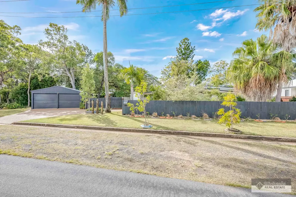 Walkervale 3房  Modern Comfort on a Spacious 1,543m² Block