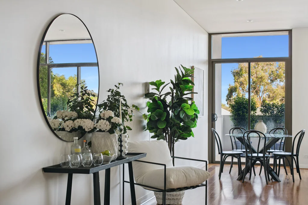 6/1 Freshwater Parade, Claremont, WA 6010
